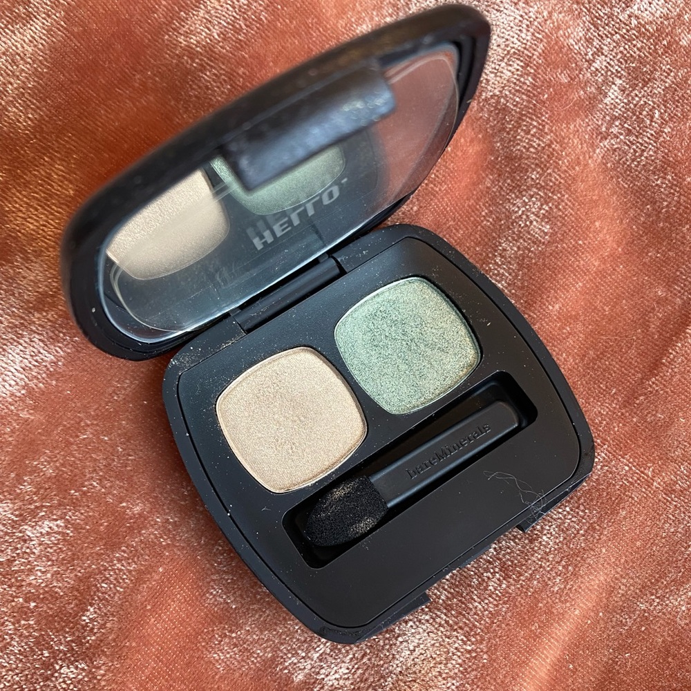 BareMinerals Eyeshadow Duo in The Winner Is…